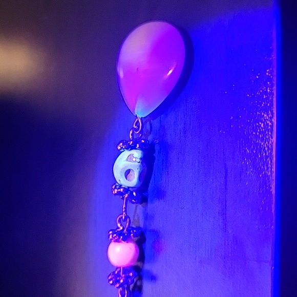 Handcrafted howlite skull earrings and charm bundle - Picture 8 of 8